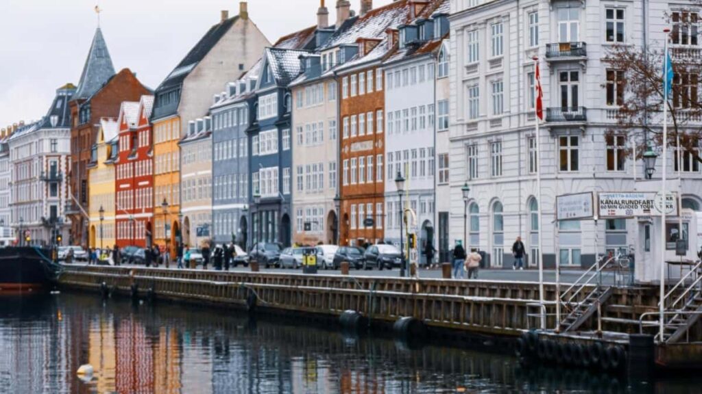 2025 Portugal Pinterest Tariffi ta Reklamar għall-Kategoriji kollha