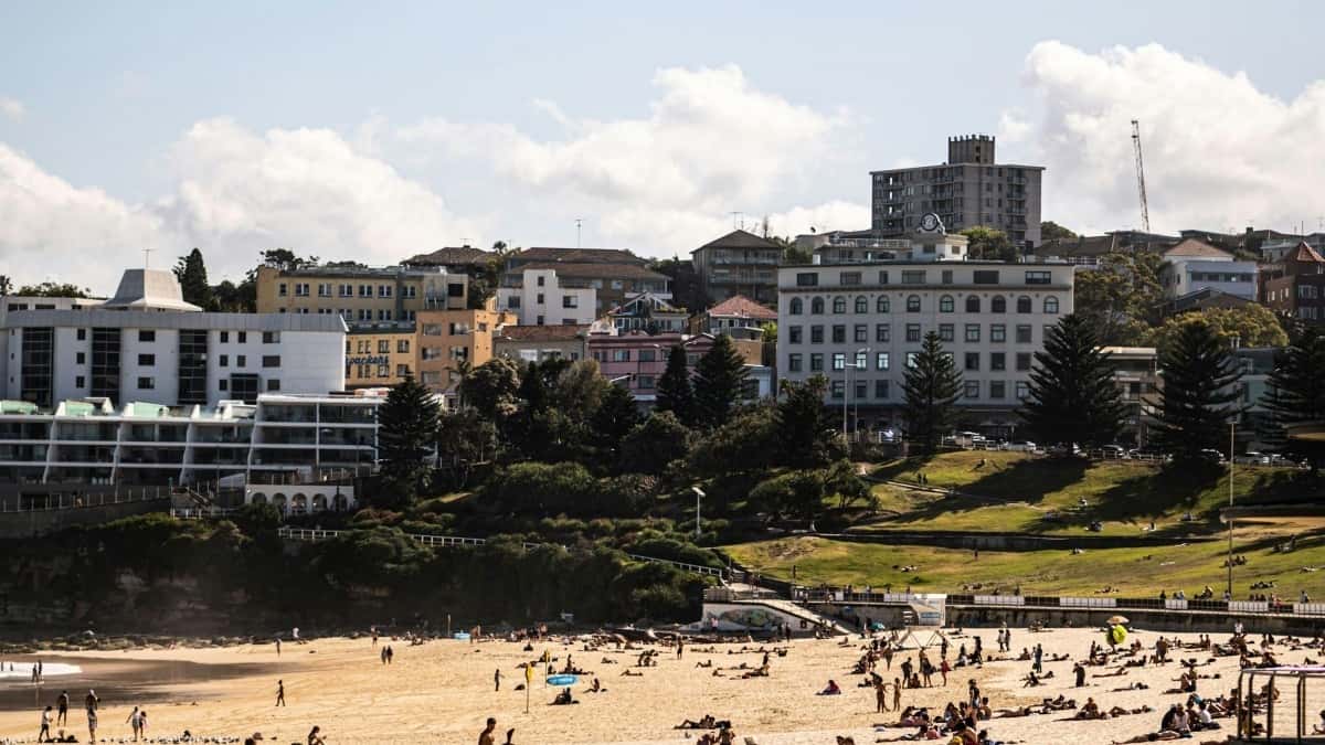 2025 Japan WhatsApp Reklamar Tariffa għal Malta