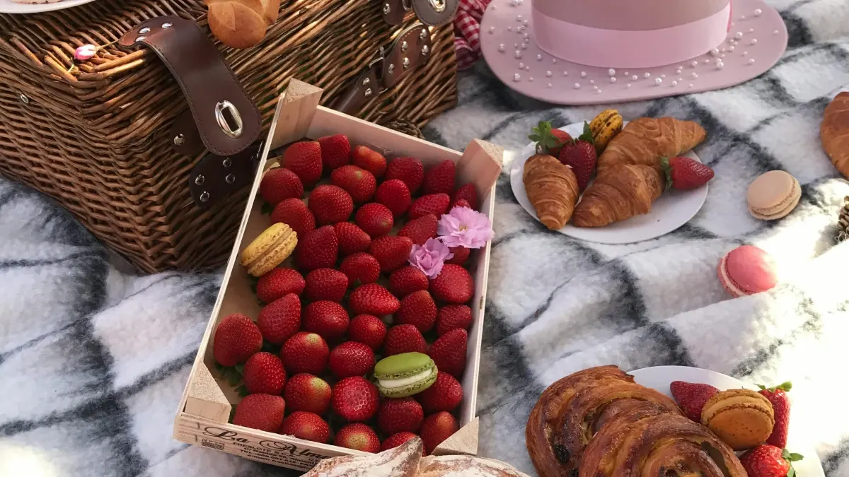 Kif issib kreaturi WhatsApp Kanada għal niċe?