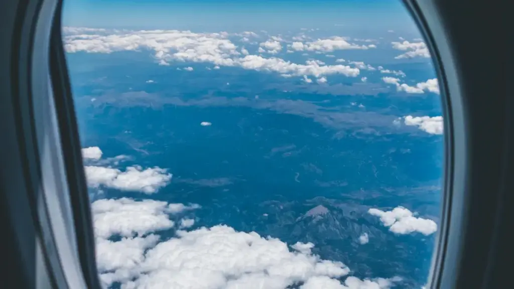 Gwida prattika għal marketeers f’Malta: tekniki reali biex issib u tikkollabora ma’ kreaturi Zalo f’Laos biex tilħaq udiens nic.