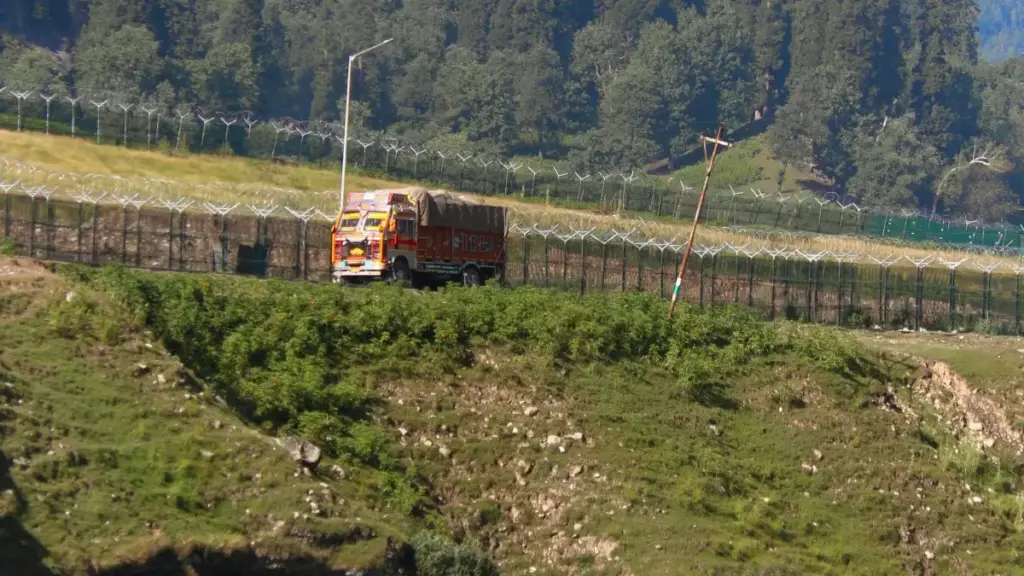 Gwida prattika għal reklamaturi f’Malta biex jidentifikaw, jikkuntattjaw u jiffukaw kreaturi Bolivia fuq Chingari għall‑collabs u co‑branded product drops.