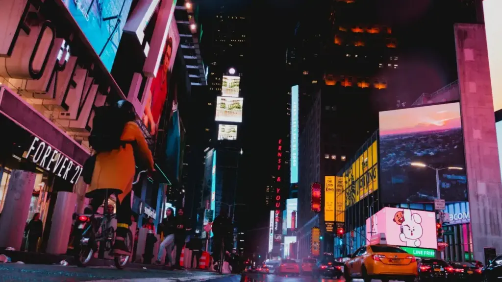 Gwida prattika għal advertisers f’Malta biex isibu u jnaggwaw kampanji konġunti ma’ Twitch creators f’North Macedonia — strateġiji, tools, riskijiet u passi konkreti.